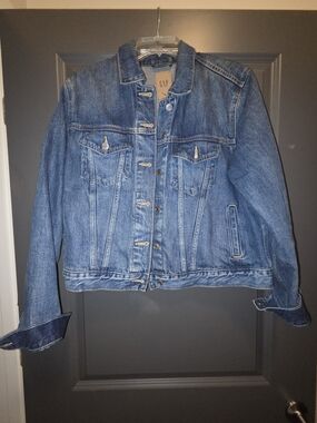 GAP XL Blue Denim Trucker Jacket